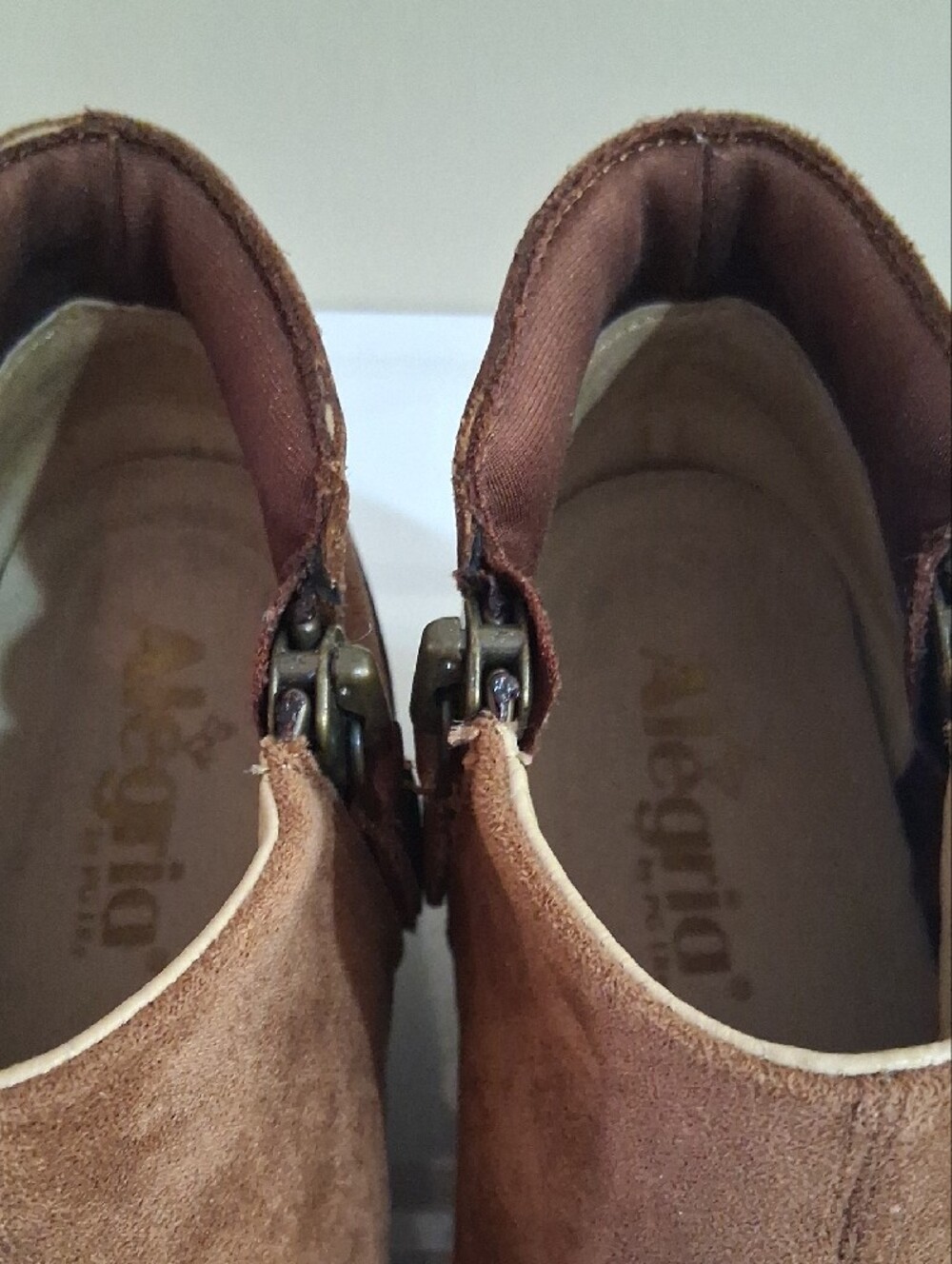 Alegria Sloan Brown Suede Bootie Size 8 - Picture 6 of 11